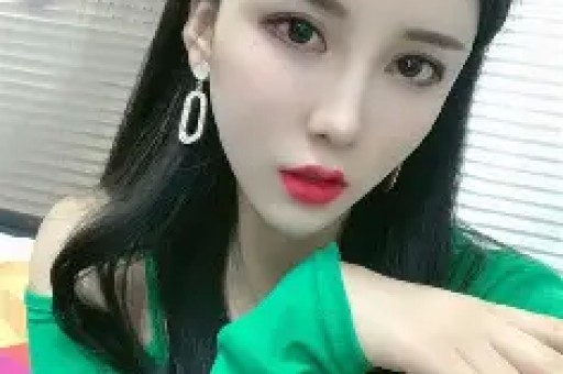 【圈快报】吴倩、奚梦瑶、谢霆锋、张晚意、钟楚曦、倪妮、徐若瑄、范丞丞
